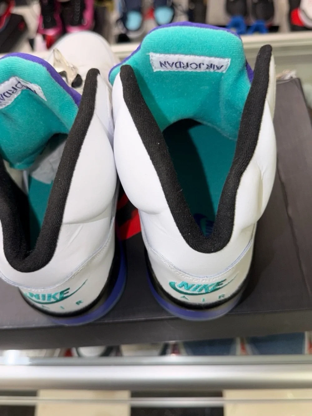 Jordan Men's White/Purple/Teal Retro Basketball Sneakers